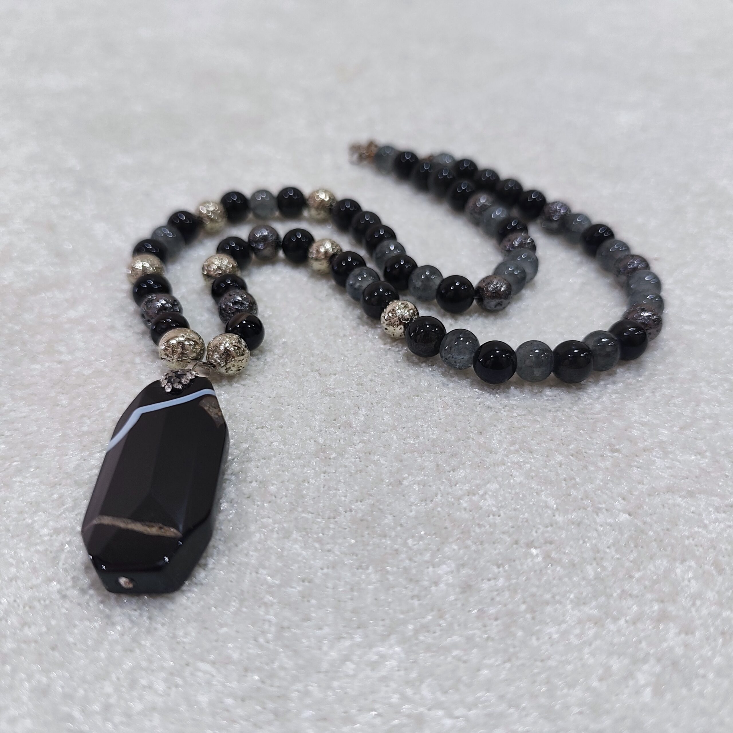 Bohemian Style Black Onyx and Labradorite Necklace - Image 3