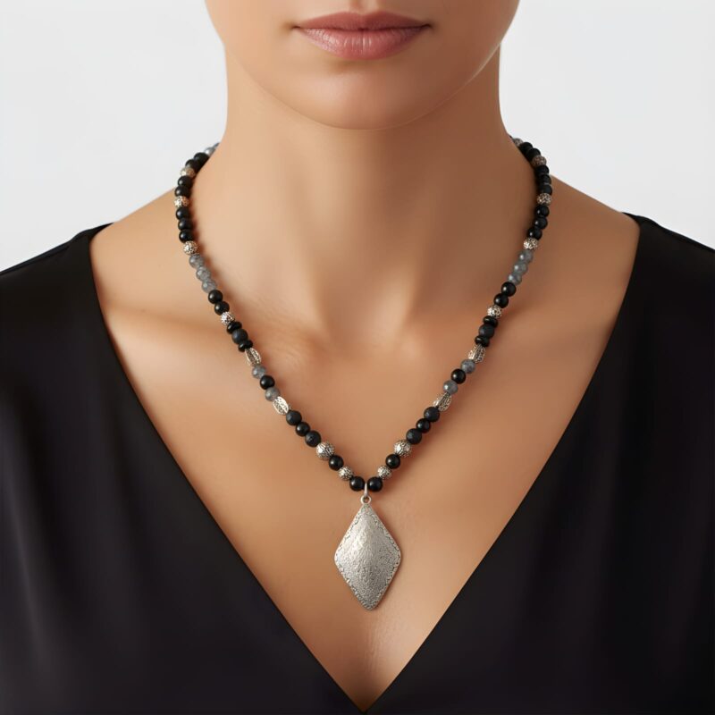 The Energy of Natural Stones: How to Choose the Right Stone for Your Spirit?