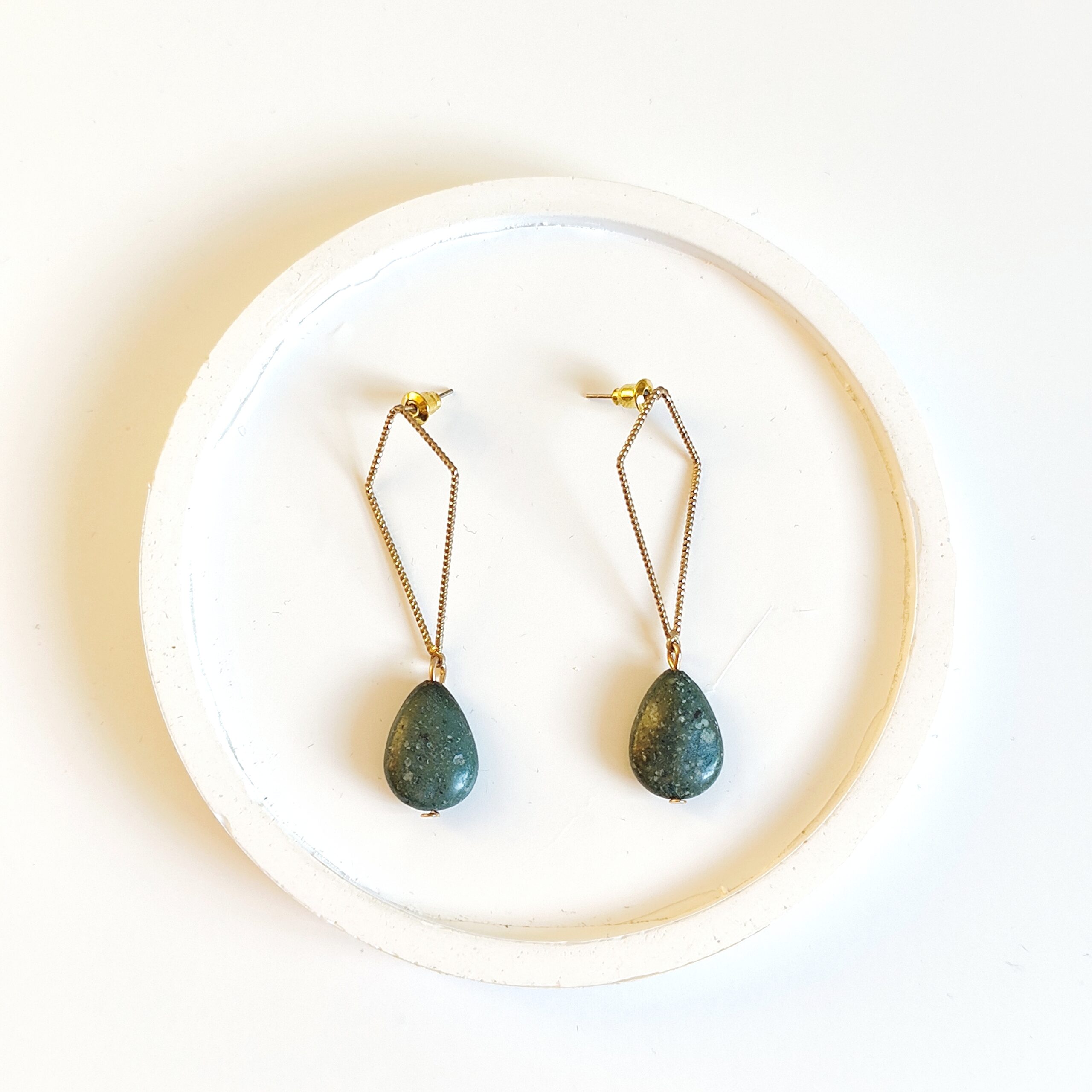Green Stone Minimal Drop Earrings